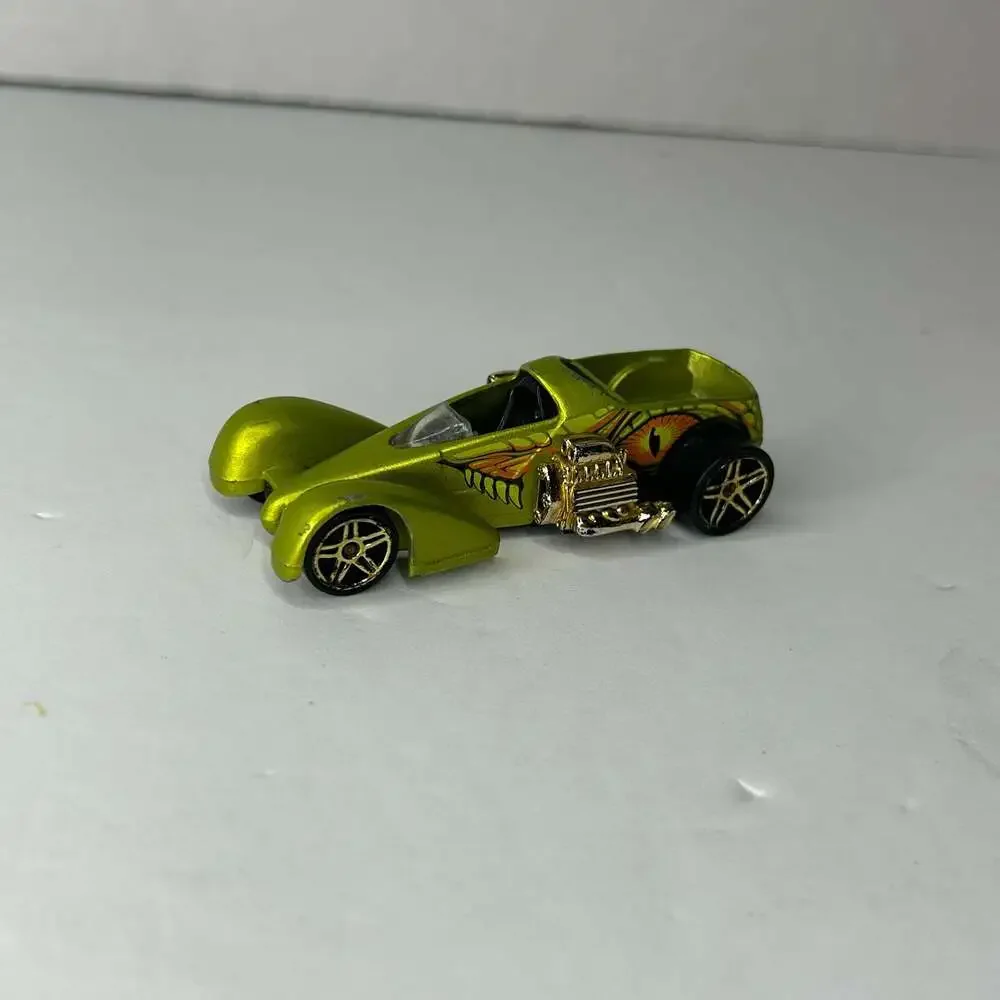 Hot Wheels 1999 Screamin' Hauler Green and Gold Diecast Car